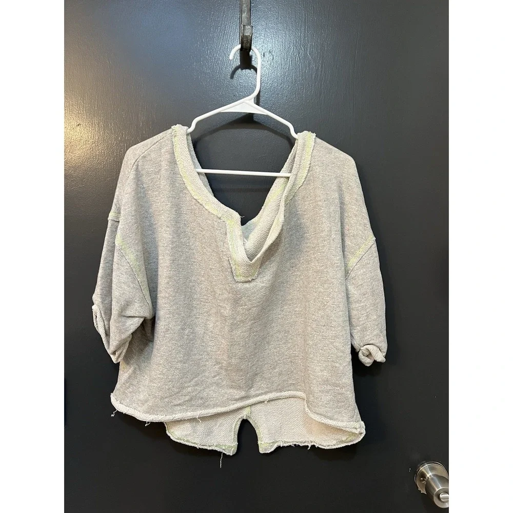 Free People Sz L Gray Speckled Short Sleeve Sweater Top Womens